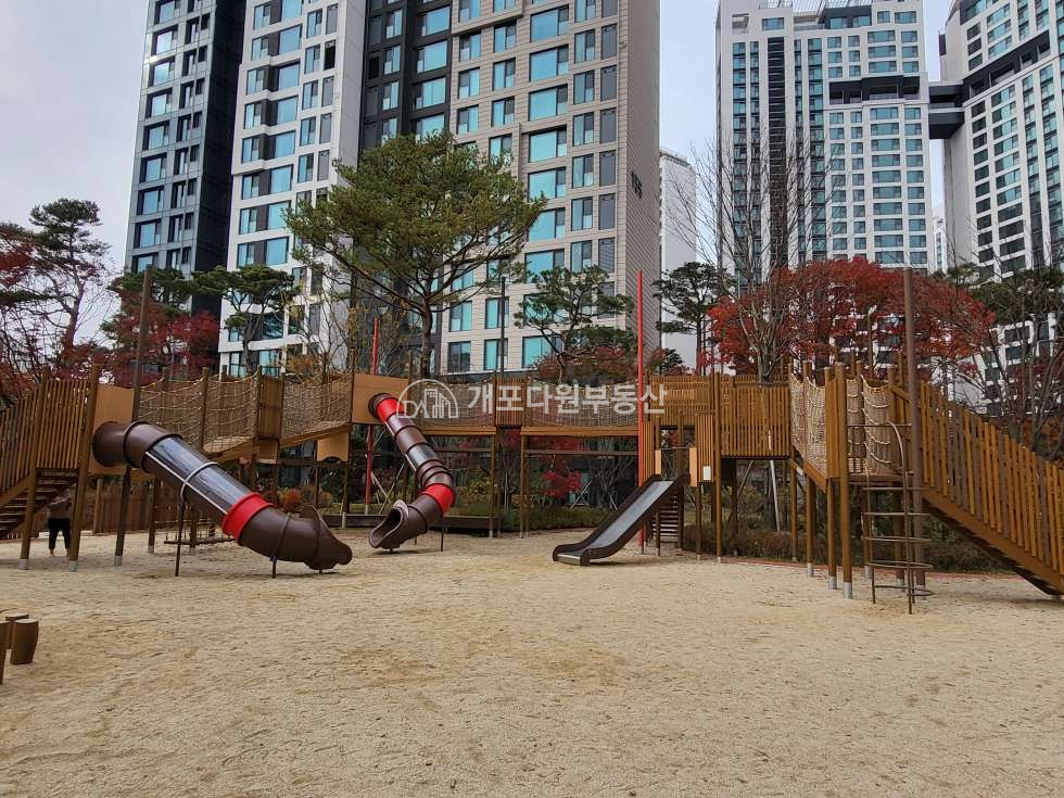 서울 강남구 개포동 디퍼아33p ㅣ119동 고층 ㅣ 근린생활시설인접 멋진조경 전세 매물번호 10904 사진 2