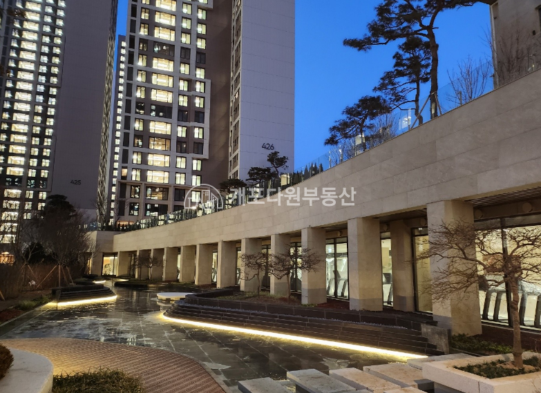 서울 강남구 개포동 개자프33p ㅣ 초등학교 인접ㅣ아늑한 단지 중앙 동 매매 매물번호 11103 사진 4