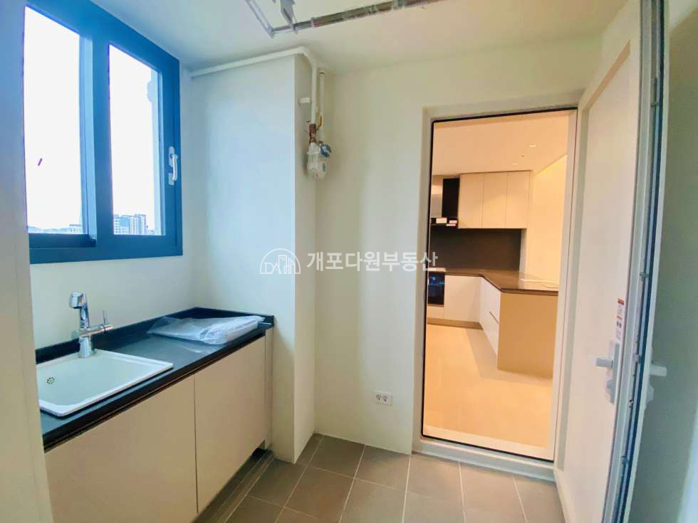 서울 강남구 개포동 디퍼아38pㅣ단지내 중앙 로열동 고층 ㅣ 지하연결 초인접 커뮤니티시설 매매 매물번호 11033 사진 4