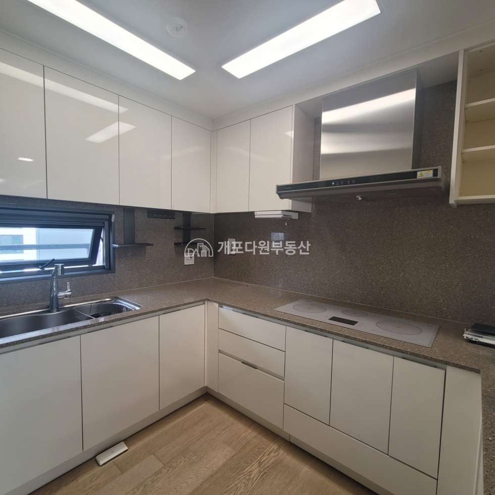 서울 강남구 개포동 개래포26p ㅣ대중교통, 달터공원, 상가 인접해 생활 편리 동 매매 매물번호 11035 사진 3