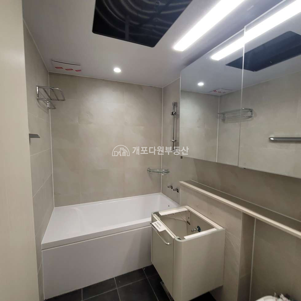 서울 강남구 개포동 660-1 142동 디퍼아 15p ㅣ 럭셔리 매력있는 소형아파트ㅣ 최고급 커뮤니티 매매 매물번호 11130 사진 6